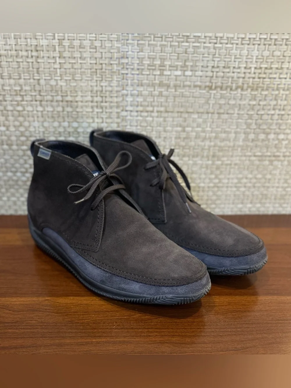 🌟HP🌟LO. White Upscale Brown & Gray Suede Challenge Chukka Boots Sneakers Italy
